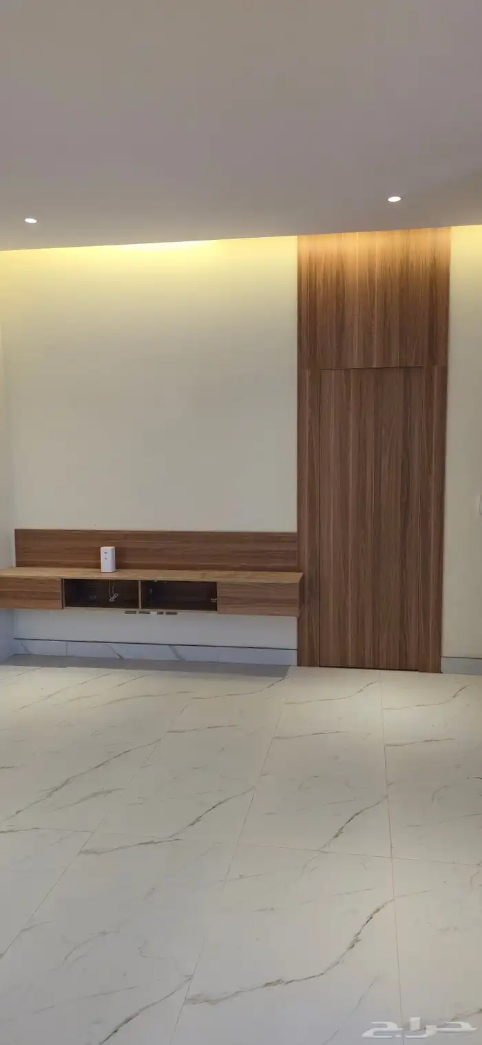 دولاب عبايا وديكورات 2