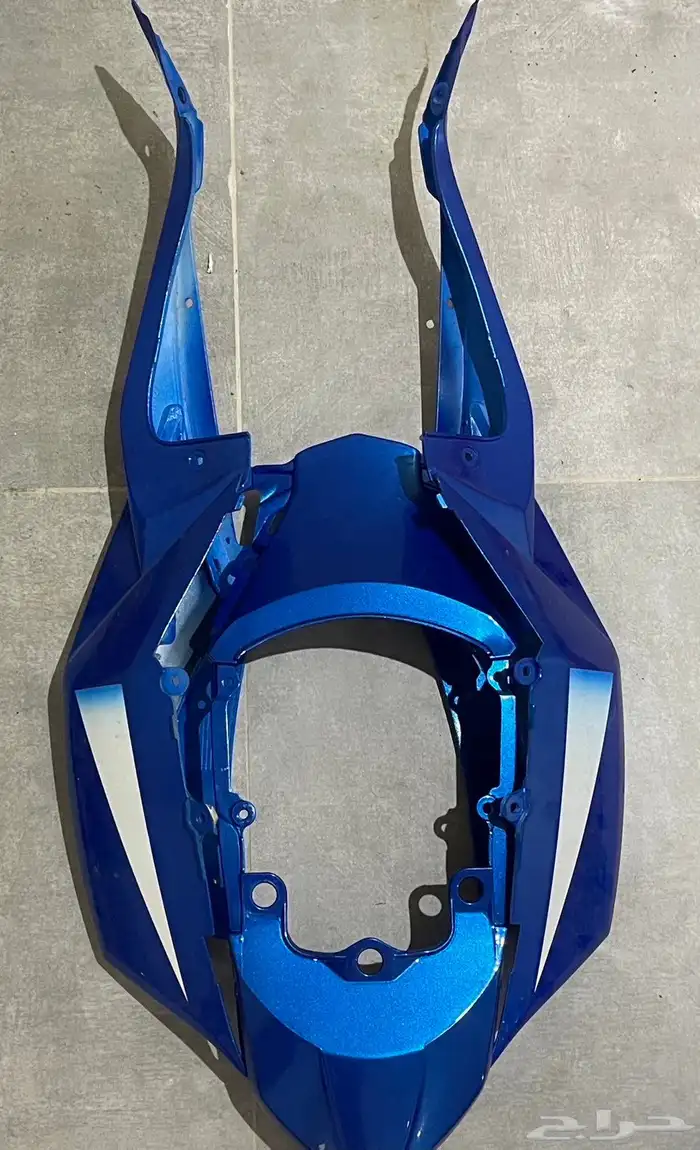 قطع دباب سوزوكي تشليح 600 750 للبيع 0