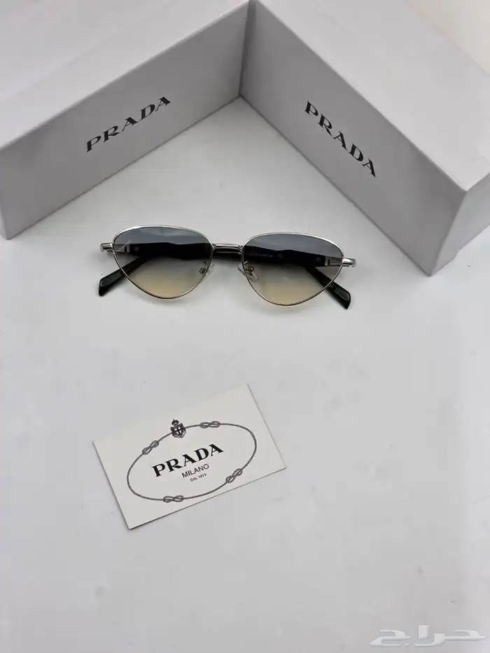 نظارات برادا مع كامل الملحقات 7