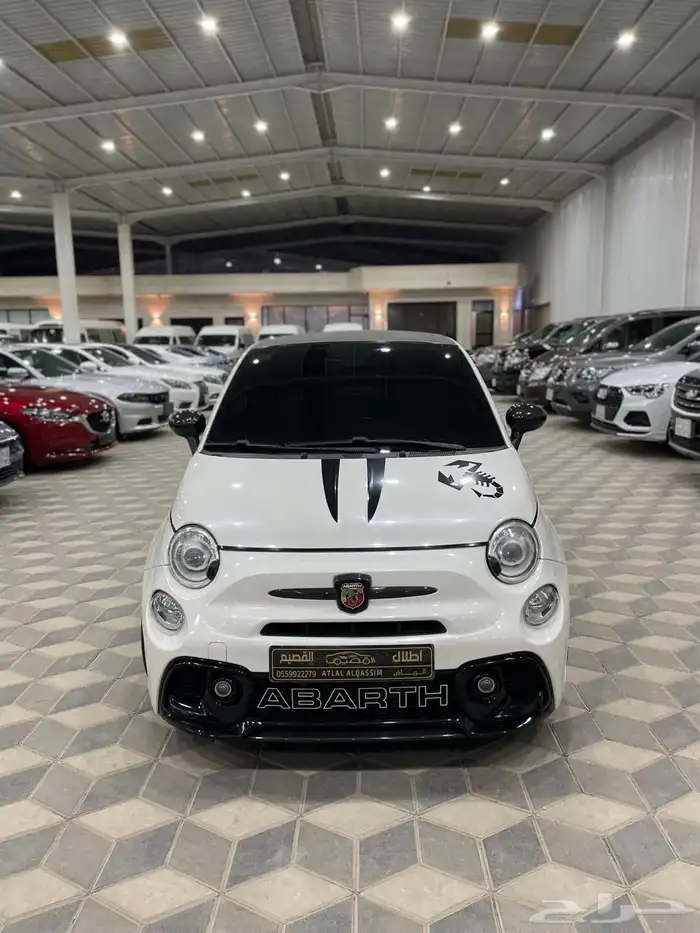 سياره رياضيه صغيره Abarth 595 Competizione 0
