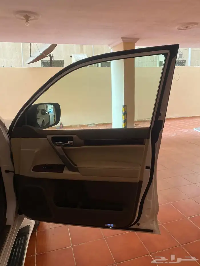 لكزس 2010بلد 12