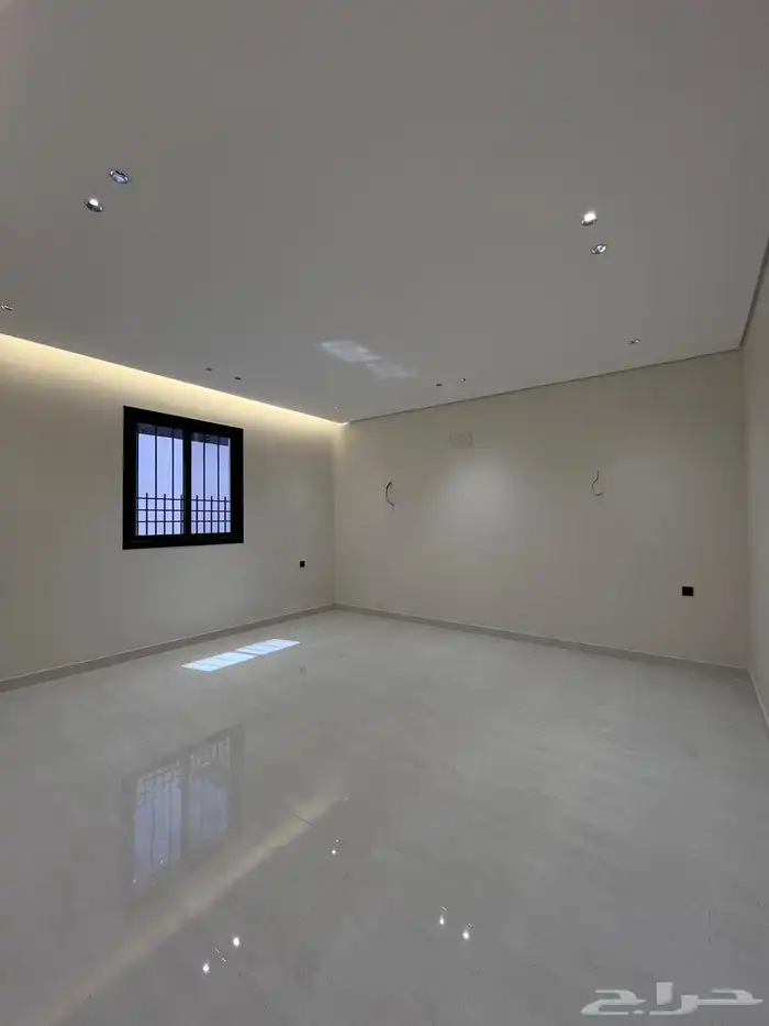 للبيع دور مستقل فى خميس مشيط على مساحه أرض500متر بسعر 700الف 11