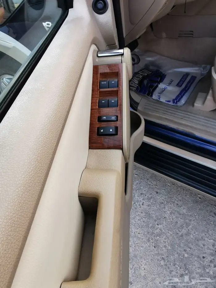 فورد اكسبلور ليميتد 8 سلندر دبل 6