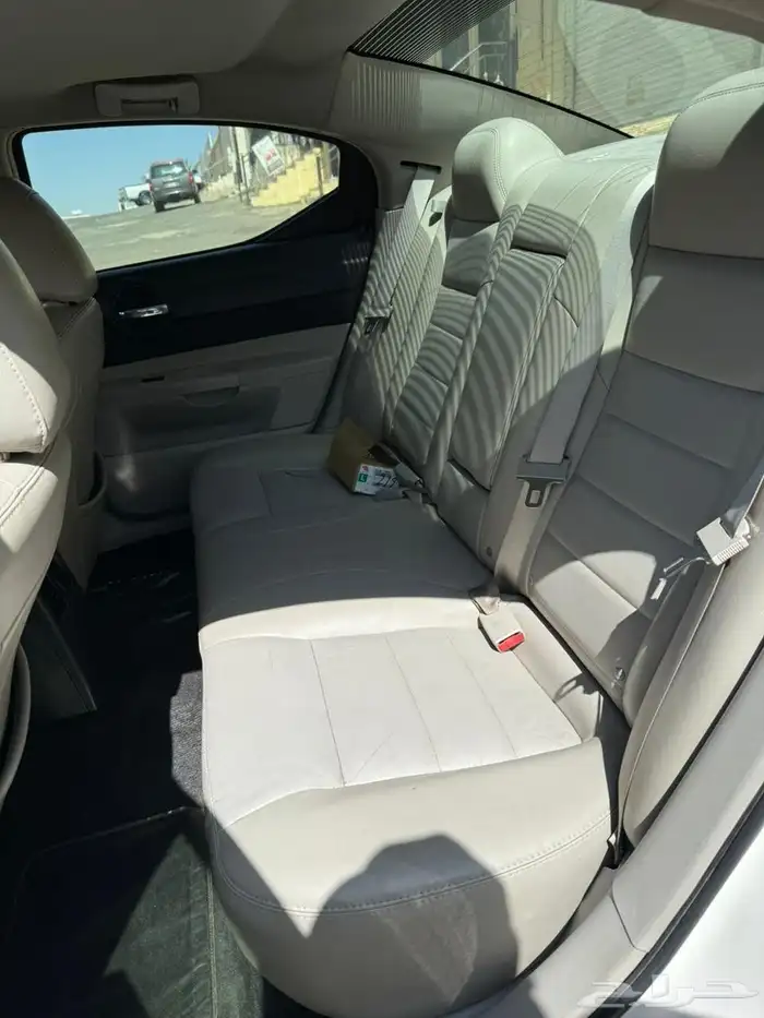 دوج تشارجر 2007 أبيض SXT 6 سلندر 6