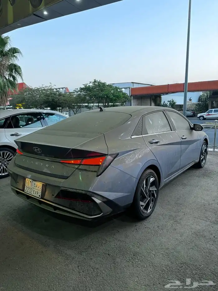 للبيع هيونداي النترا 2025 كمفورت اصفار 3