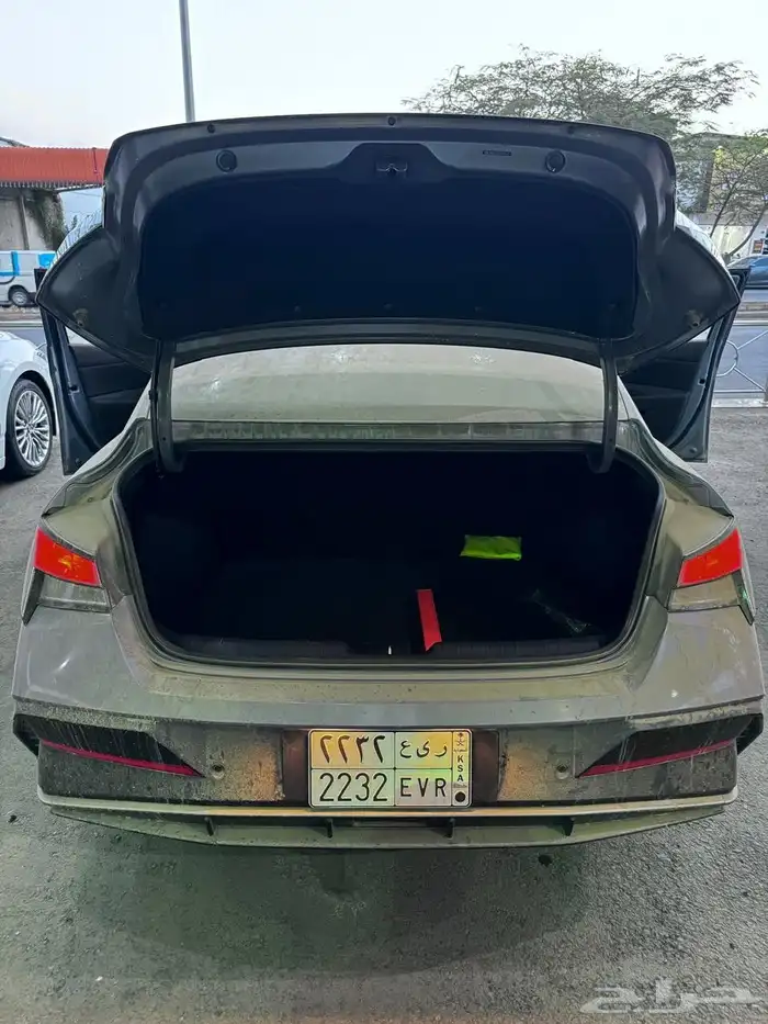 للبيع هيونداي النترا 2025 كمفورت اصفار 17