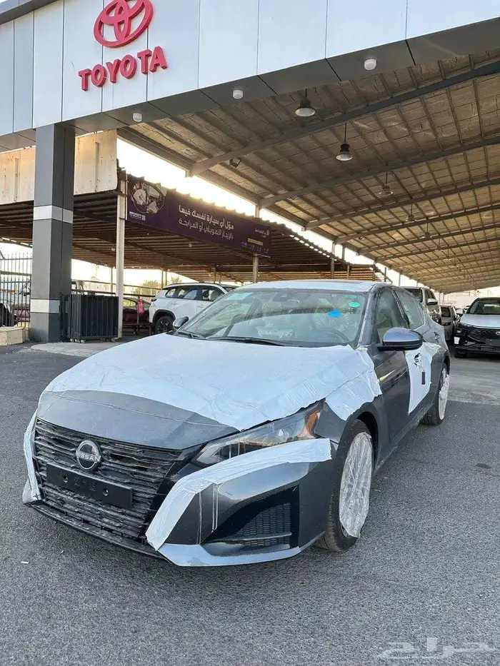 نيسان التيما نص فل موديل 26 0