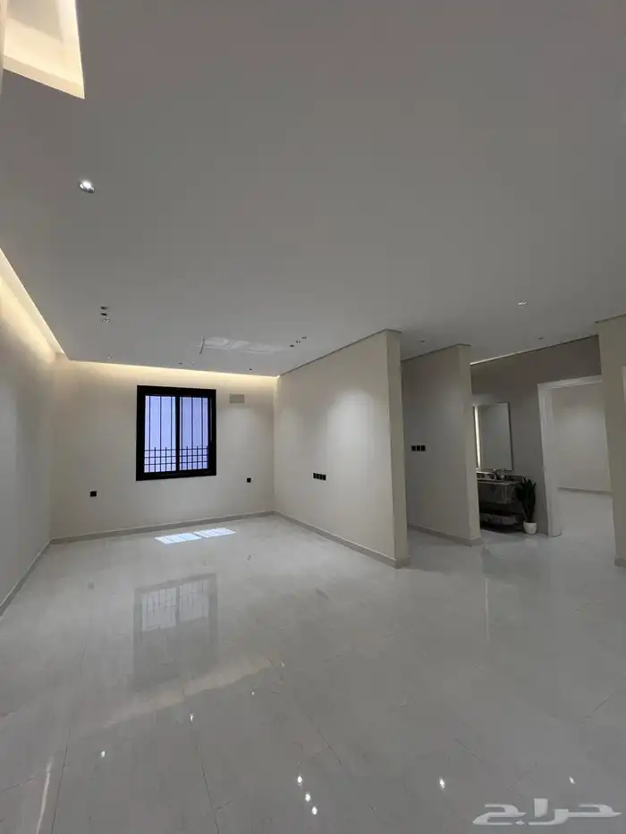 للبيع دور مستقل فى خميس مشيط على مساحه أرض500متر بسعر 700الف 2