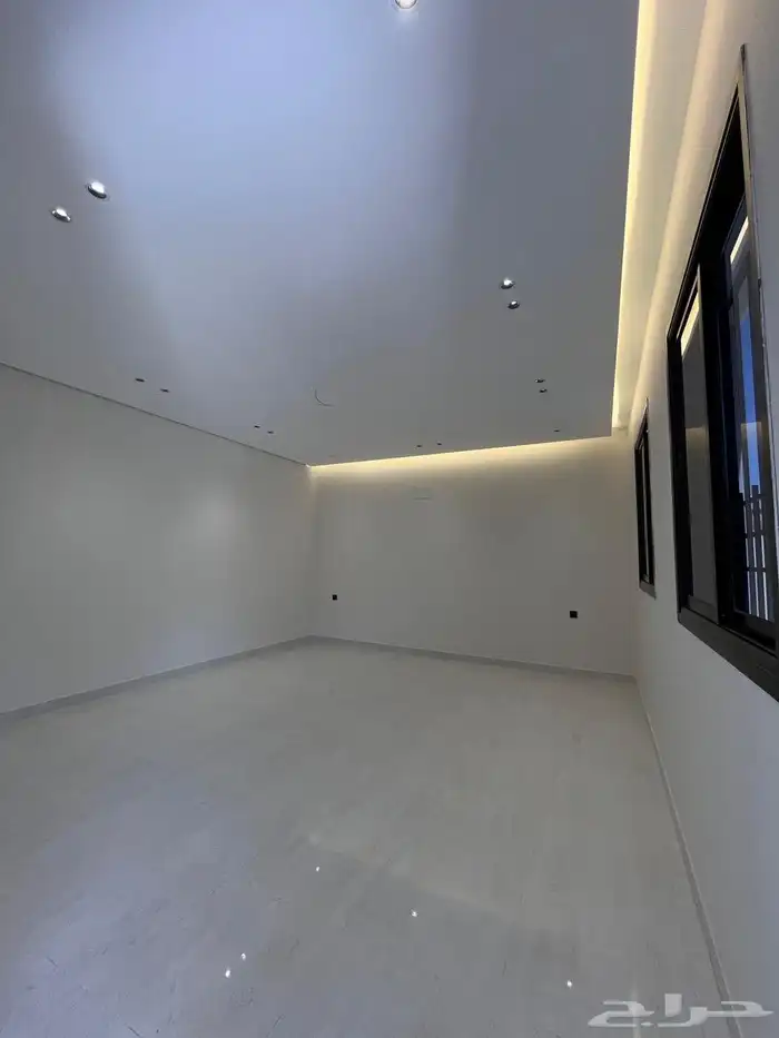 للبيع دور مستقل فى خميس مشيط على مساحه أرض500متر بسعر 700الف 8