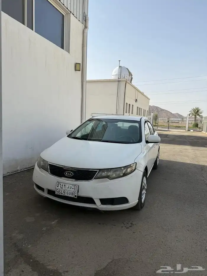 كيا سيراتو 2012 اتوماتيك بحالة جيدة للبيع 0