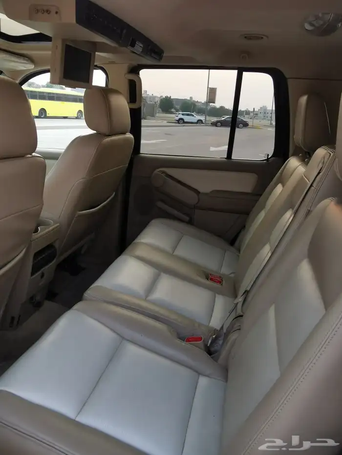 فورد اكسبلور ليميتد 8 سلندر دبل 7