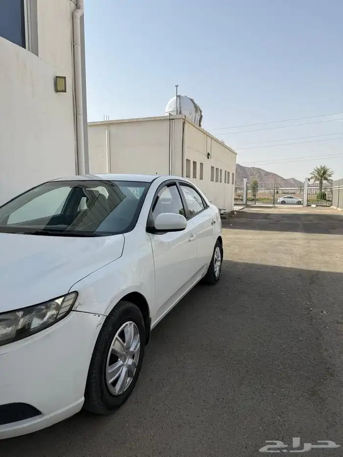 كيا سيراتو 2012 اتوماتيك بحالة جيدة للبيع 2