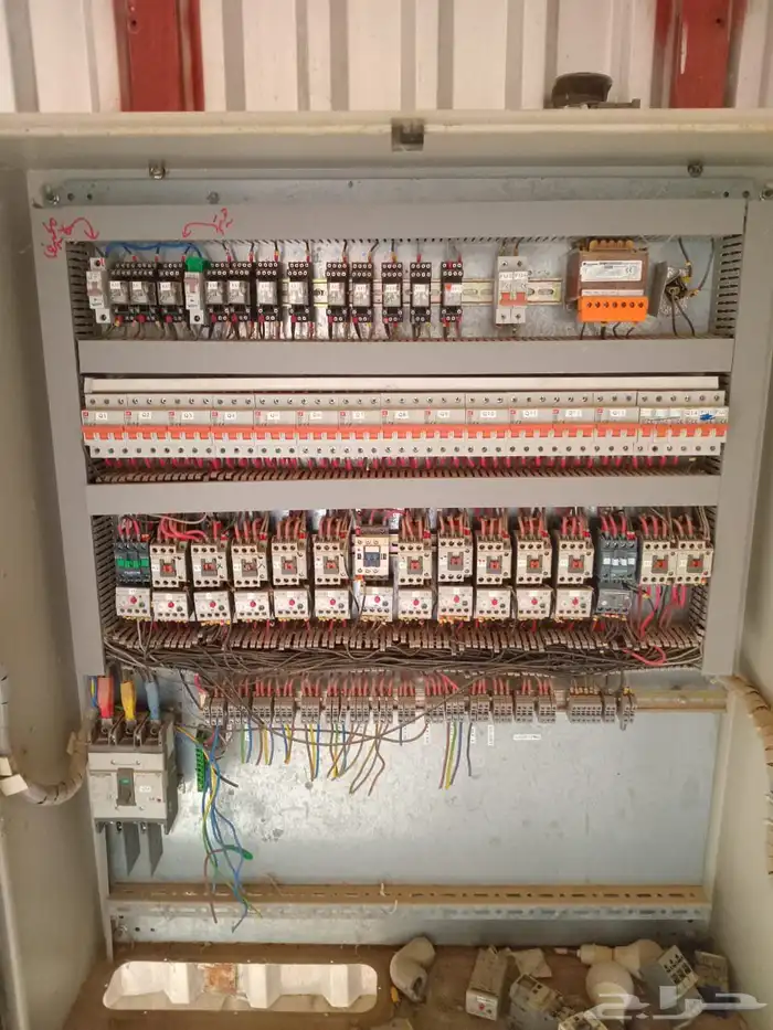 لوحة تحكم كهرباء 1