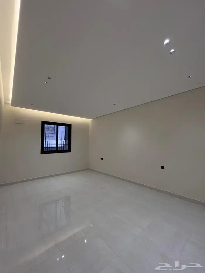 للبيع دور مستقل فى خميس مشيط على مساحه أرض500متر بسعر 700الف 10