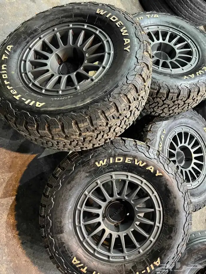 جنوط ميثود خمسه مسمار اصلي مع كفرات نص حجري مقاس 17 0