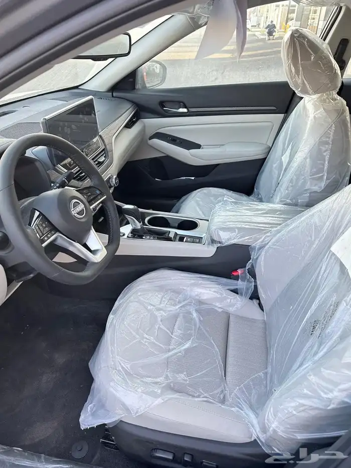 نيسان التيما نص فل موديل 26 4