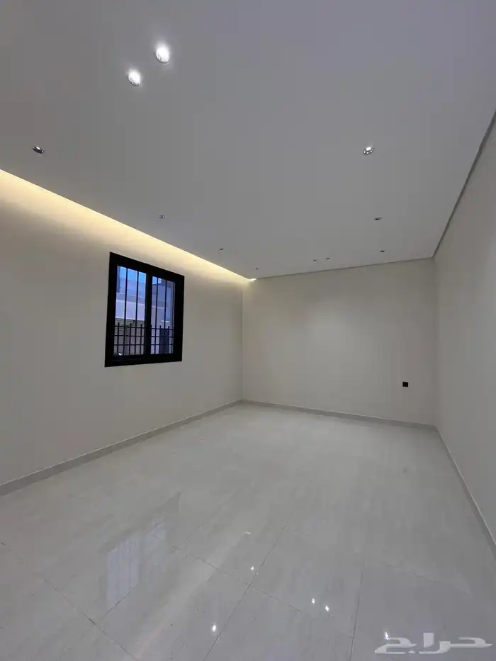 للبيع دور مستقل فى خميس مشيط على مساحه أرض500متر بسعر 700الف 6