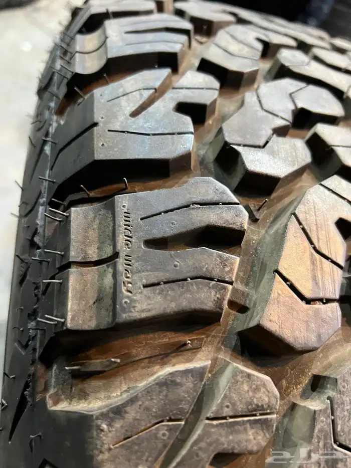 جنوط ميثود خمسه مسمار اصلي مع كفرات نص حجري مقاس 17 12