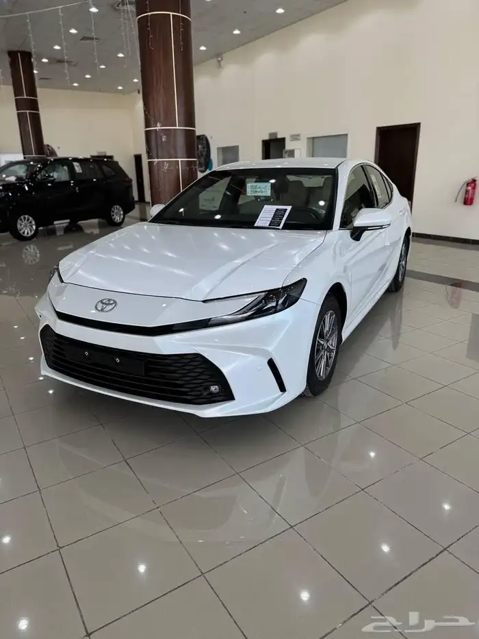 تويوتا كامري 8