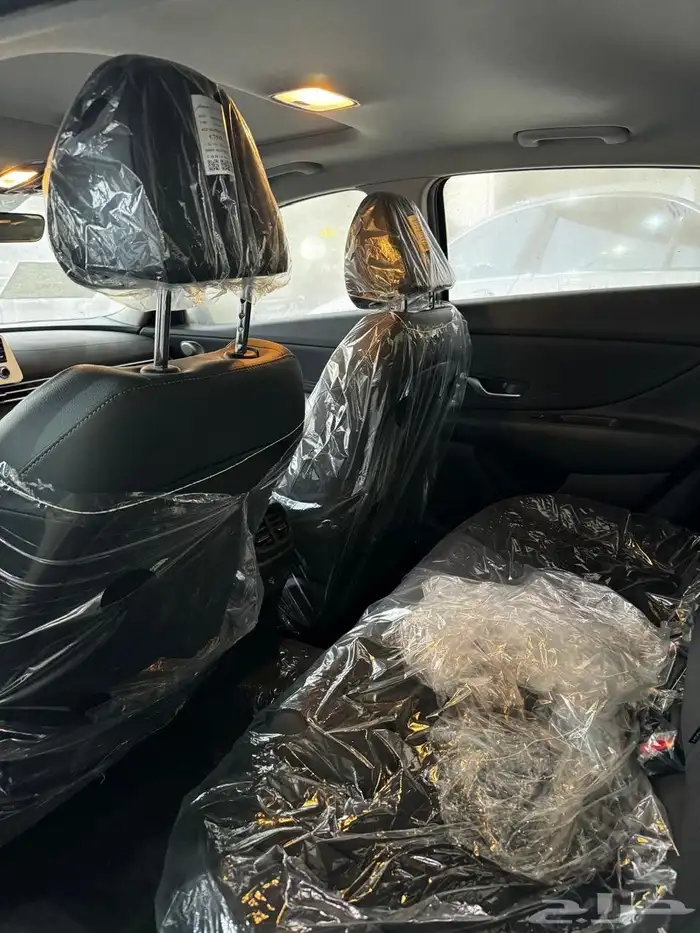 للبيع هيونداي النترا 2025 كمفورت اصفار 12