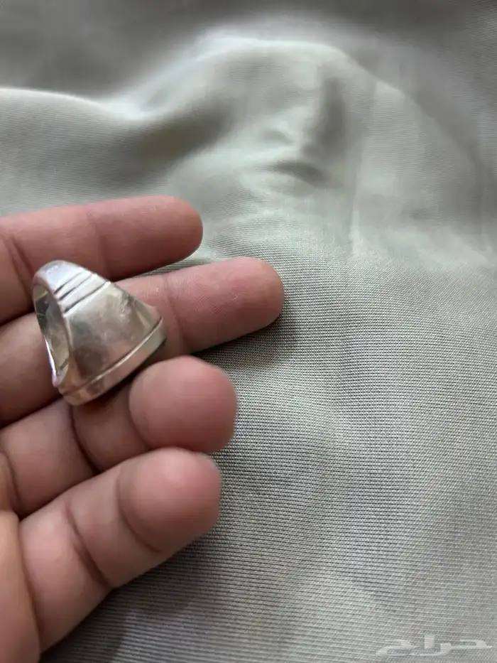 خاتم اصلي فضه للبيع منقوش منقار صقر 3