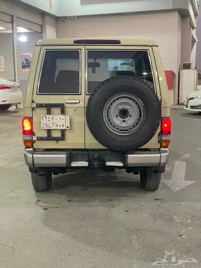 جيب ربع 2013 بودي وكاله محركات قير مكينه شاصي على الشرط 0