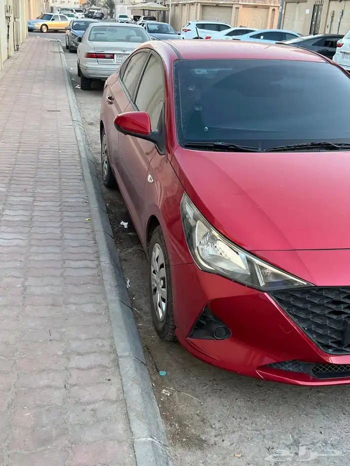 للبيع اكسنت 2021 2