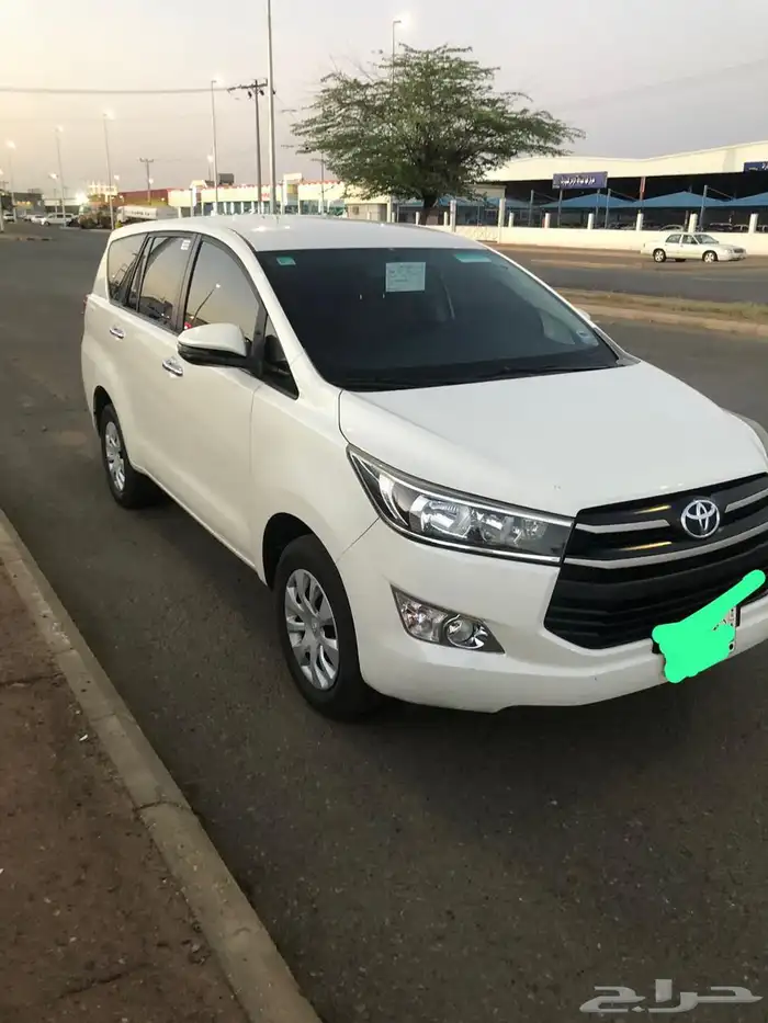 للبيع انوفا مخزن2019 4