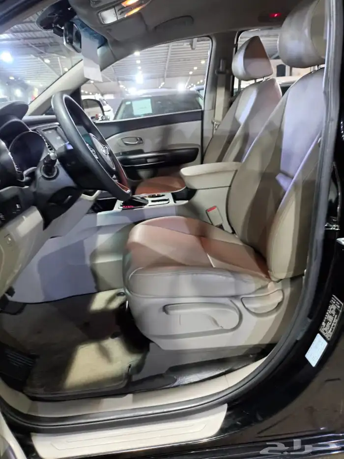 كيا كارنيفال اسود 2020 ديزل بطاقة جمركية وارد كوريا 11