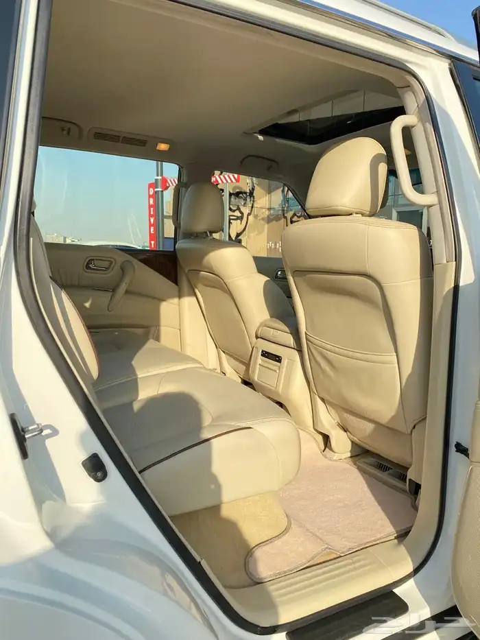 نيسان باترول 2010 LE فل كامل 12