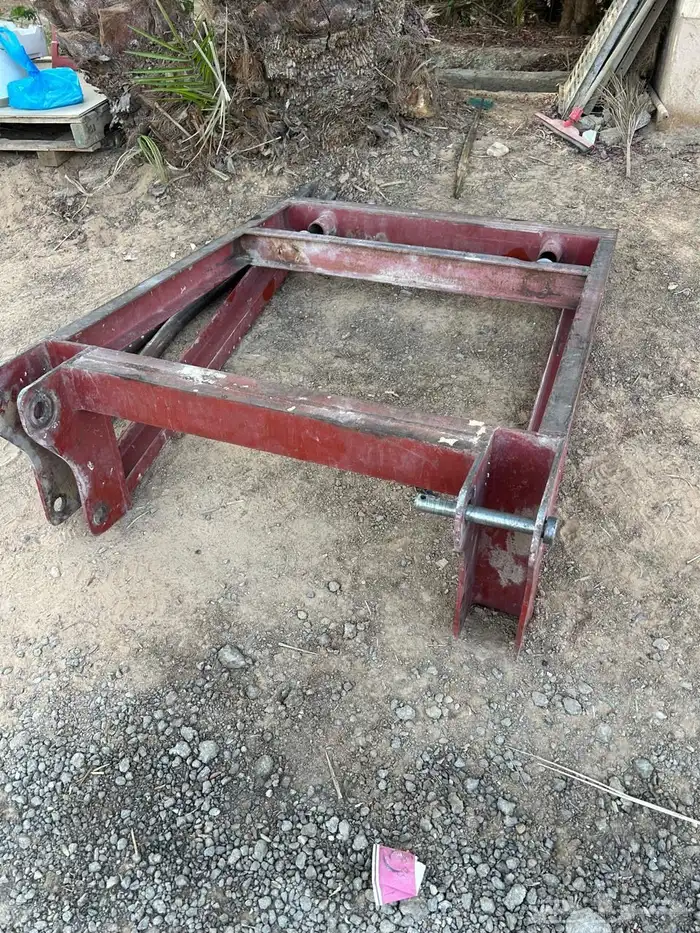 شوكه تحميل رودس تركب على حراثه فيات نيو هولاند 90. 100 1