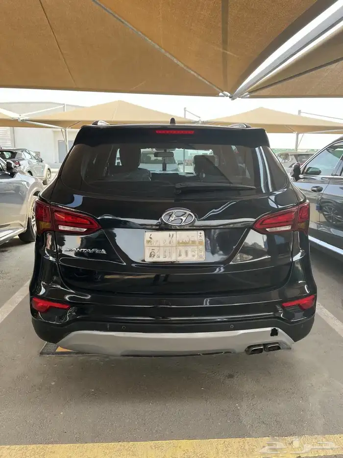 Hyundai santafe 2017 1