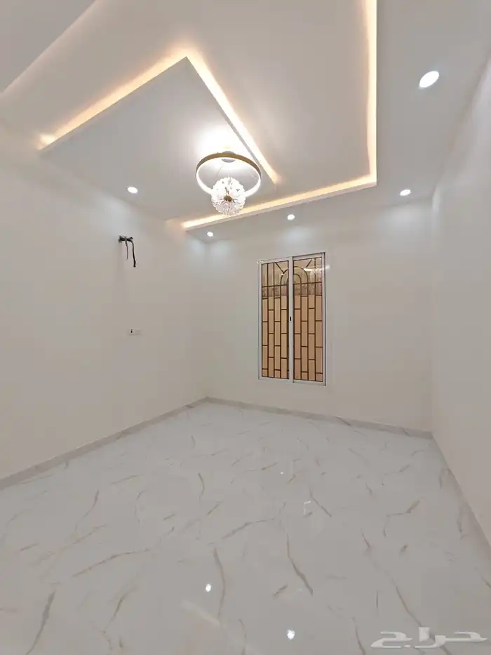 للبيع شقه ارضيه الاخضر مشب السعر 480 0