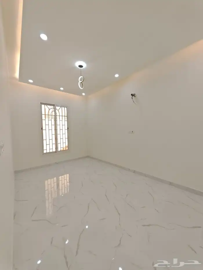 للبيع شقه ارضيه الاخضر مشب السعر 480 12