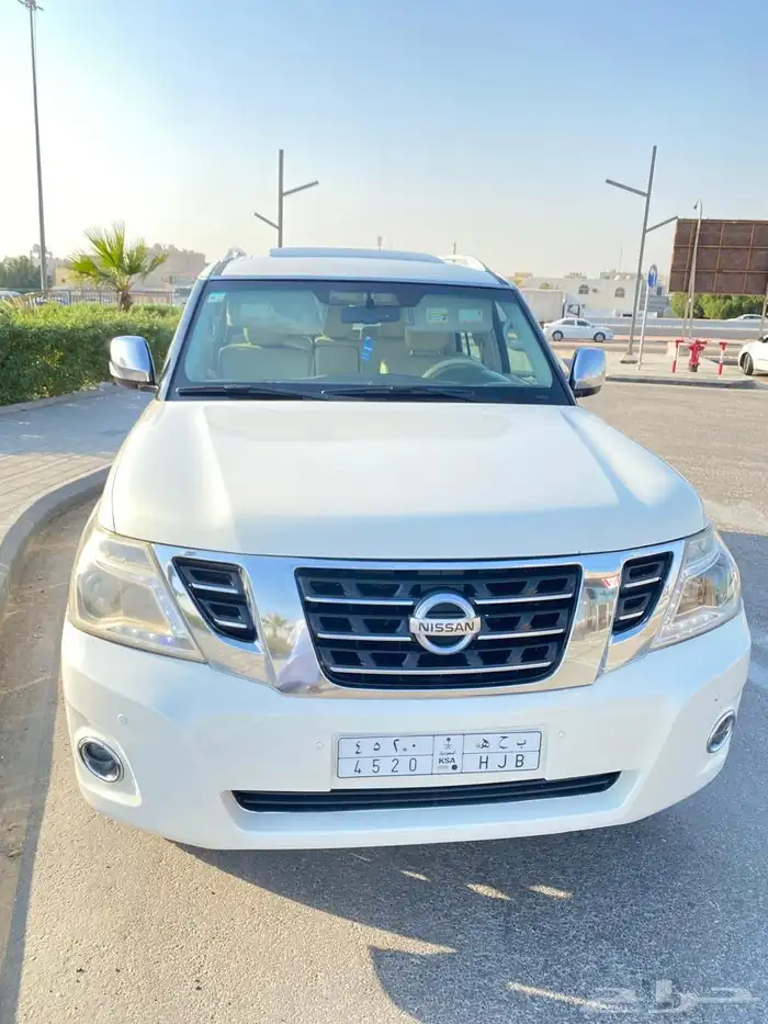 نيسان باترول 2010 LE فل كامل 7