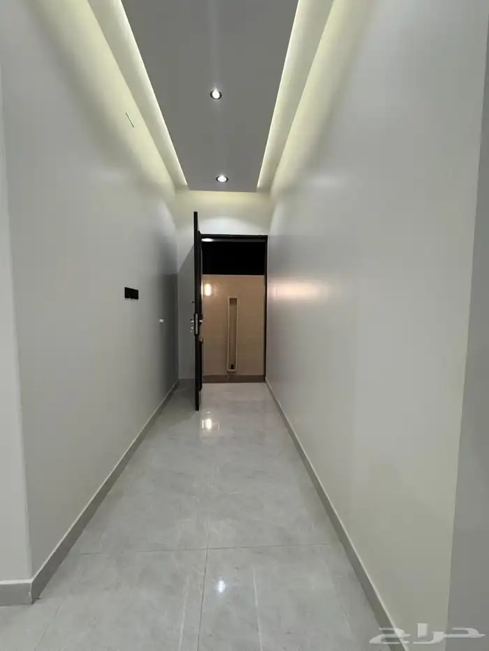 فله للبيع تصميم نيو كلاسيك موقع مميز 11