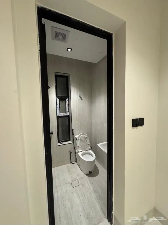 شقه للايجار الدمام حي الناصريه 8