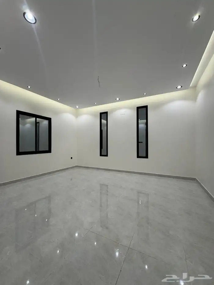 فله للبيع تصميم نيو كلاسيك موقع مميز 9