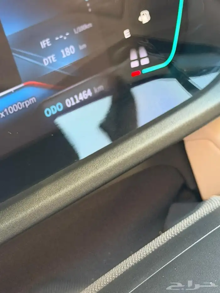 للبيع دونق فينق شاين E32 مديل 2025 8