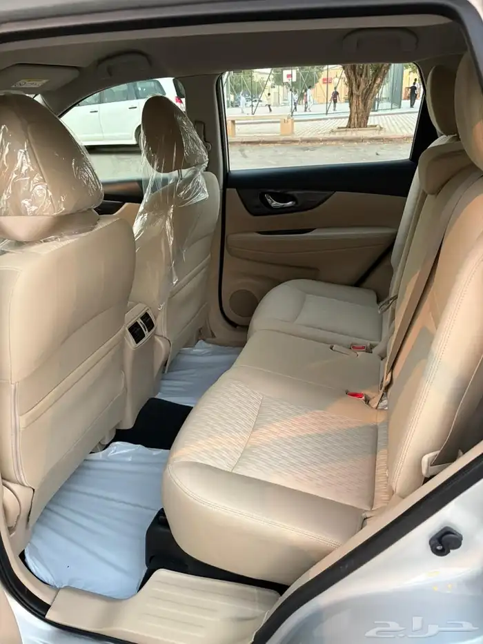 نيسان اكس تريل 4