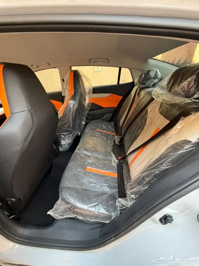 للبيع دونق فينق شاين E32 مديل 2025 12