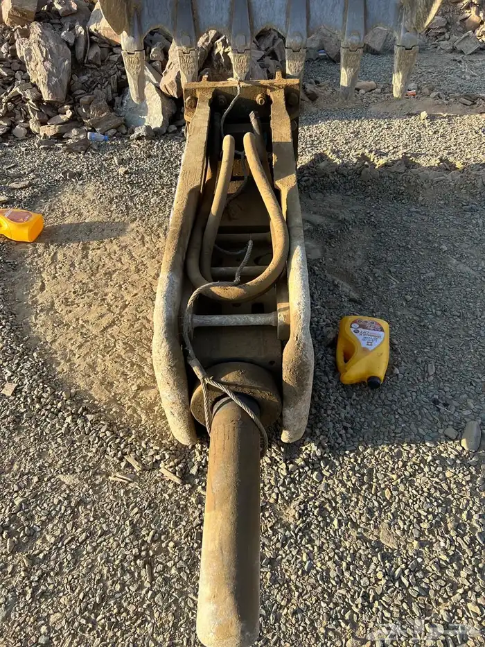 للبيع دقاق بوكلين 0