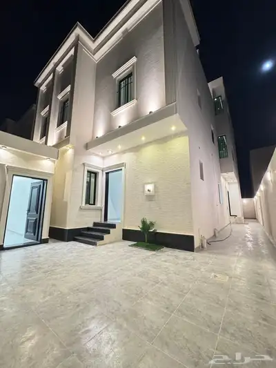 فله للبيع تصميم نيو كلاسيك موقع مميز index