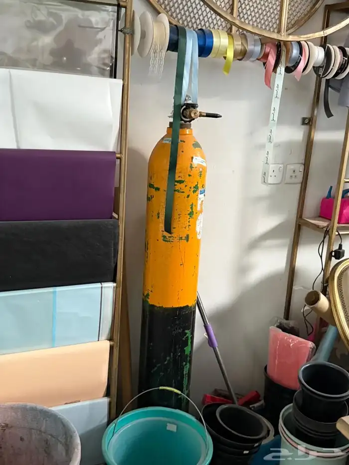 محتويات محل ورد للبيع مستعجل 4