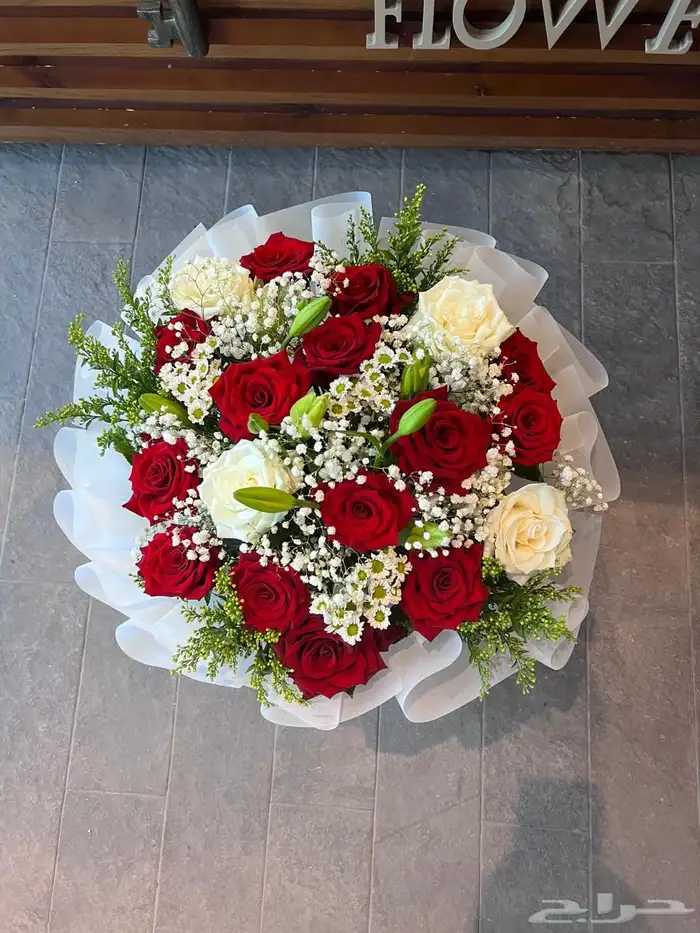 الوردة الذهبية ( ورد . كيك .شوكلاته ) خصم 30 15