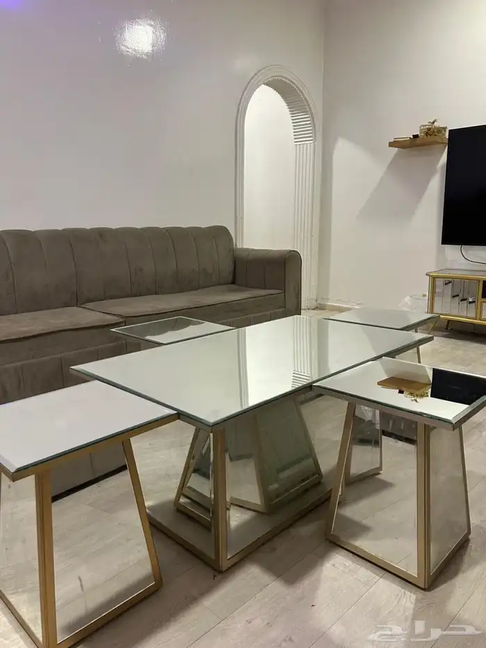 طاولات اثاث منزل 1