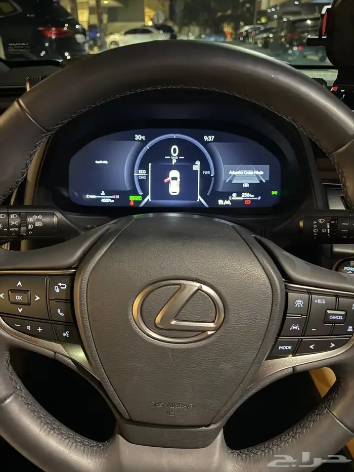 لكزس UX300 2024 ( عداد 5 الاف فقط ) 11