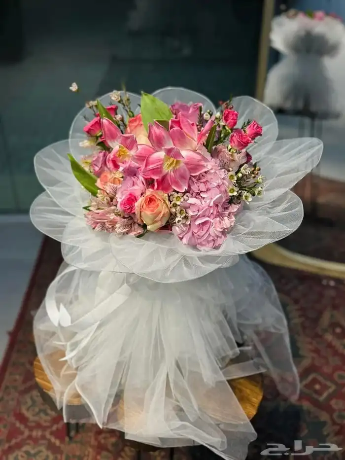 الوردة الذهبية ( ورد . كيك .شوكلاته ) خصم 30 25