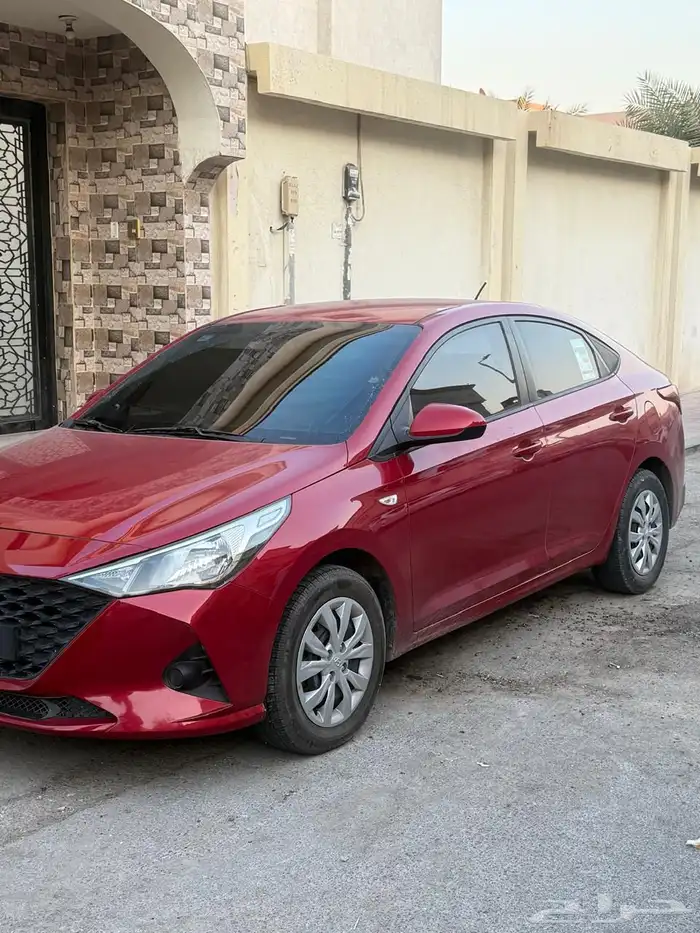 للبيع اكسنت 2021 0