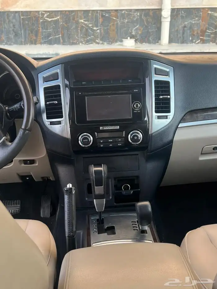 باجيرو 2016 للبيع . 10